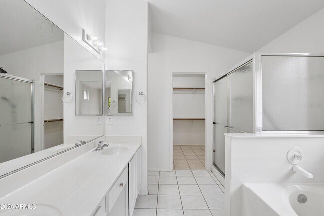 Building Photo - 15661 W Hammond Dr