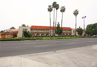 Building Photo - La Corona Apartments