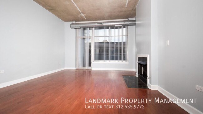 Building Photo - 1305 S Michigan Ave