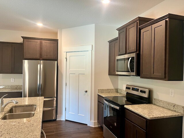 Building Photo - Fabulous 4 Bed / 2 Bath home in the Brooks Landing community