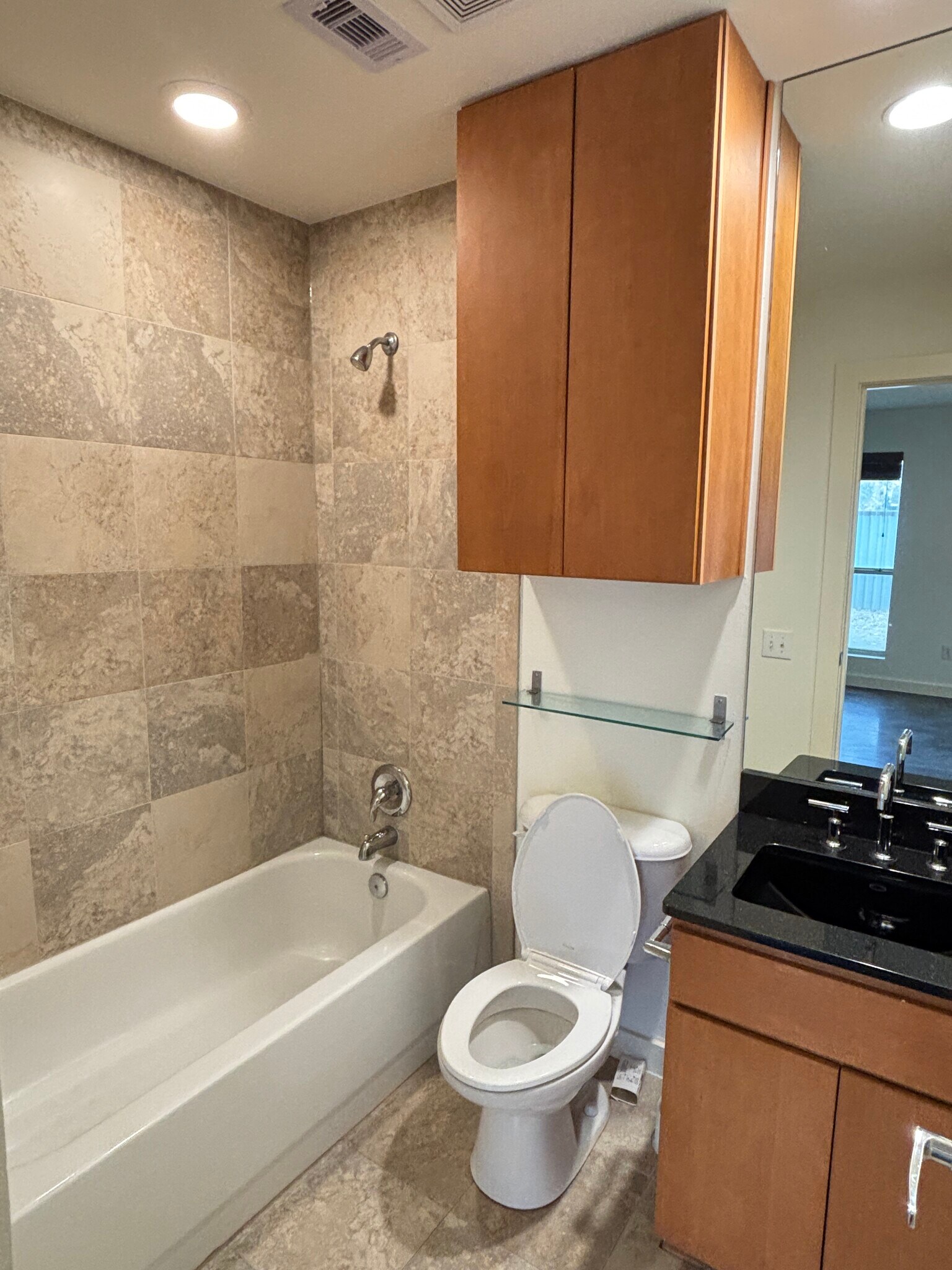 Building Photo - 4213 Dickason Ave