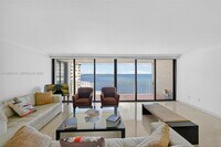 Building Photo - 2 Grove Isle Dr