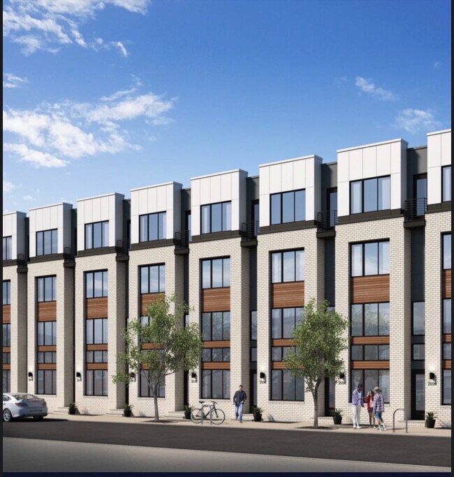Building Photo - 2607 E Boston St
