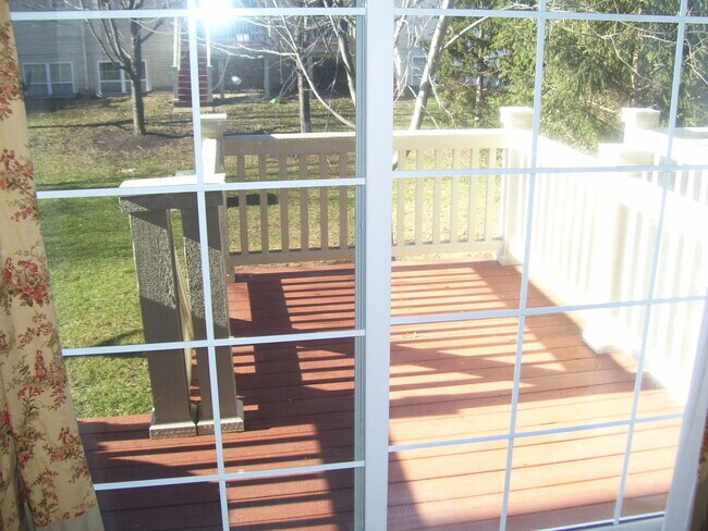 Building Photo - 3376 Bradbury Cir