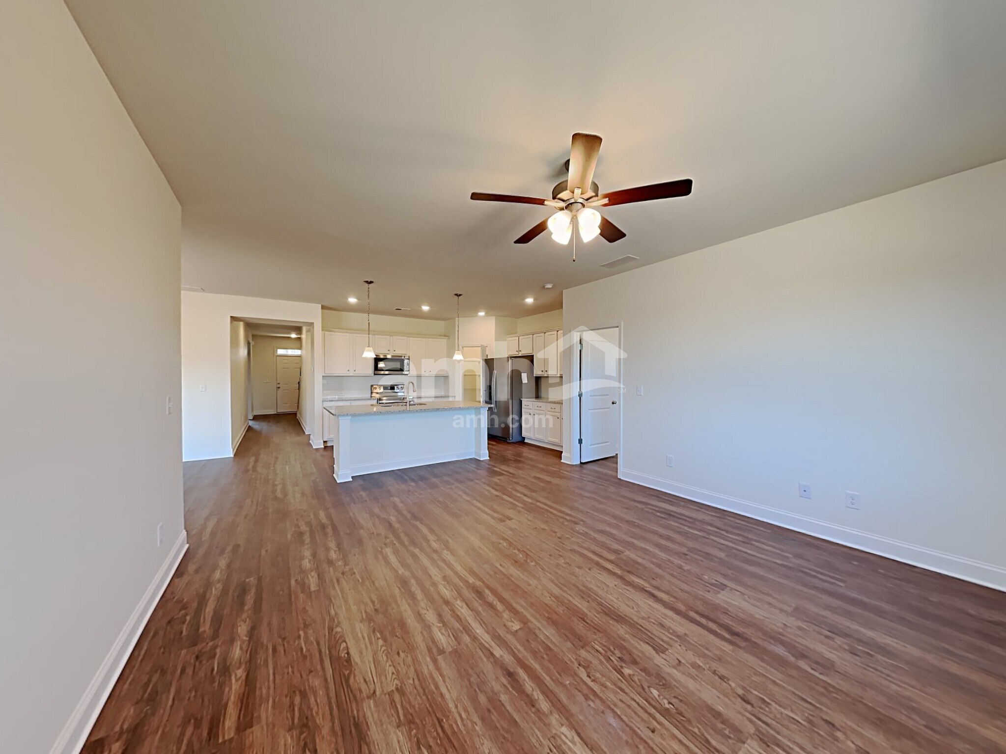 Building Photo - 7072 Creeksong Dr