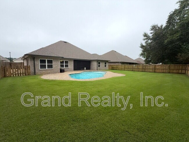 Building Photo - 5963 Cherry Hill Cir