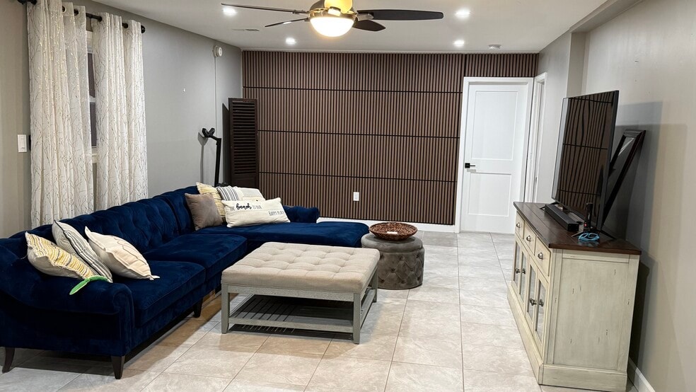 Building Photo - 3601 Camden St SE