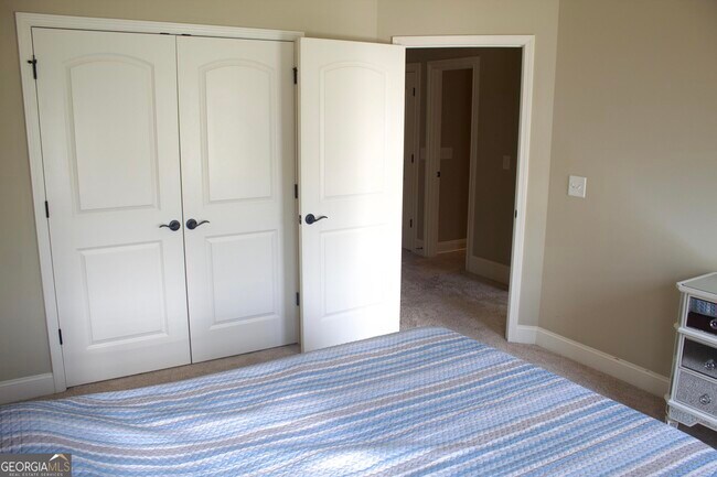 Building Photo - 2559 Willow Fld Xing