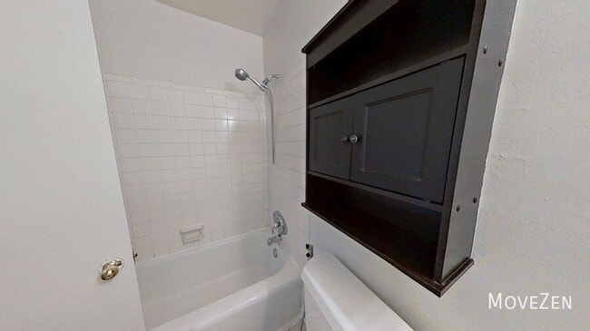 Building Photo - 1308 Juniper St