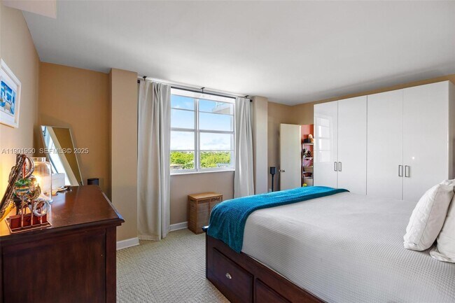 Building Photo - 2829 Indian Creek Dr