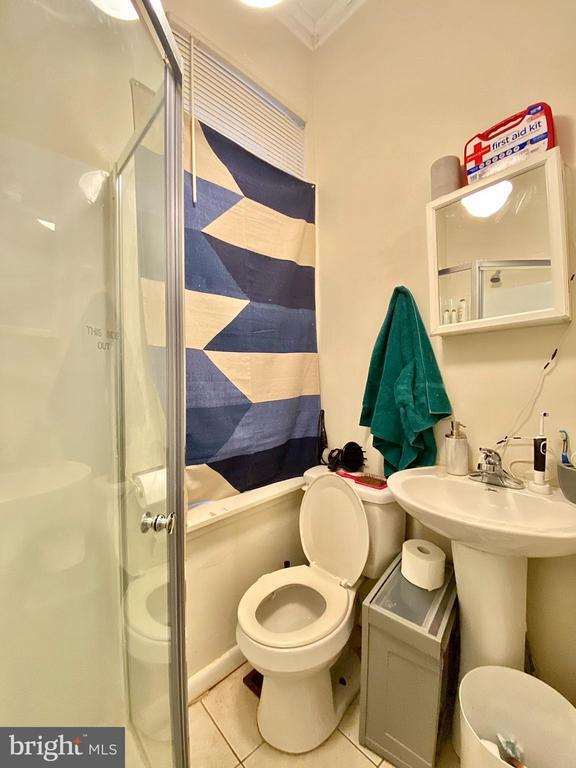 Building Photo - 2030 N Gratz St