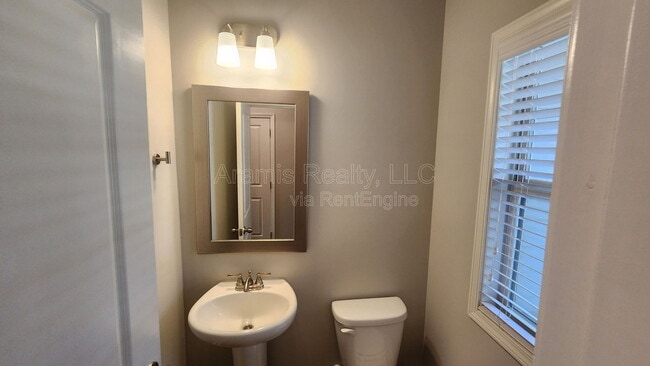 Building Photo - 5248 Pinnacle Walk