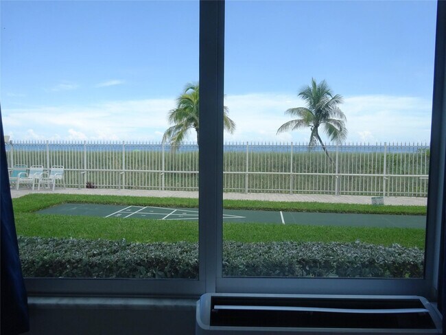 Building Photo - 8 Briny Ave