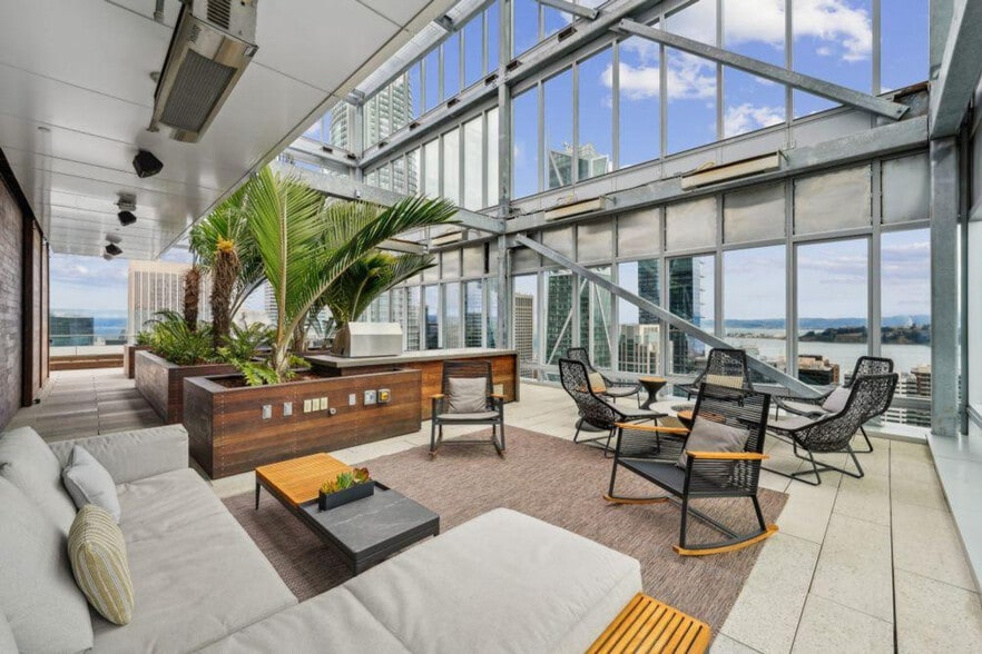 Building Photo - 35 Tehama St