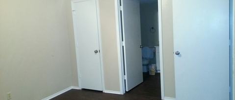 Building Photo - 111 Peachtree Ct