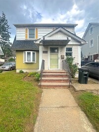 Building Photo - 4-Bedroom, 1-Bathroom Residence w/ Washer and Dryer