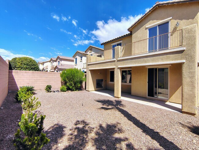 Building Photo - 10095 Lady Apple Dr