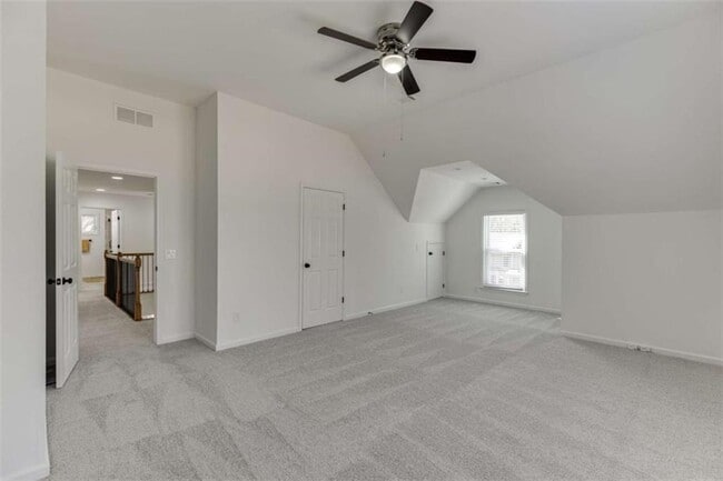 Building Photo - 1840 Oak Tree Hollow