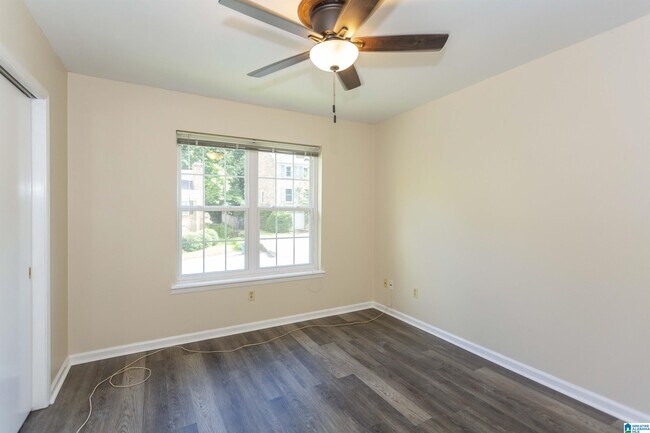 Building Photo - 2105 Montreat Pkwy