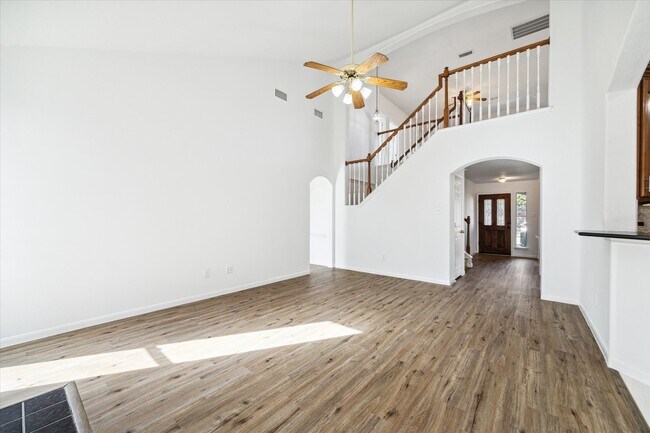 Building Photo - 4910 Sterling Crossing