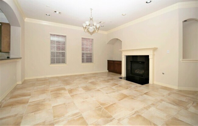 Building Photo - 13315 Olive Trce