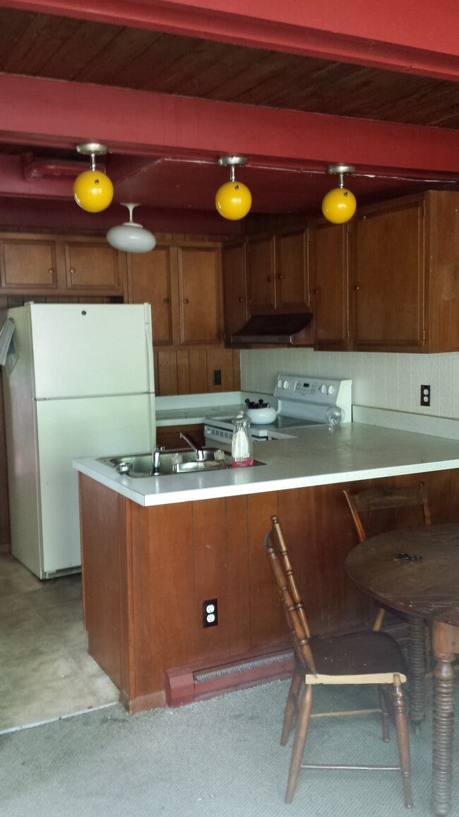 Building Photo - 66 Queens Way