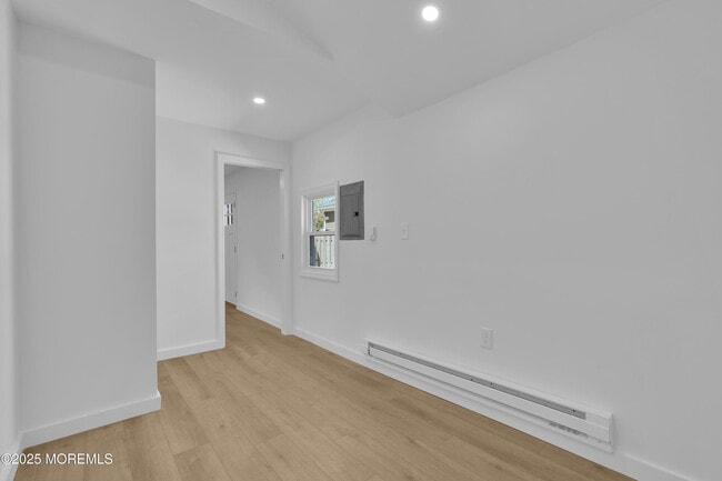 Building Photo - 61 Gladney Ave