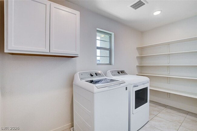 Building Photo - 2216 Elford Ct