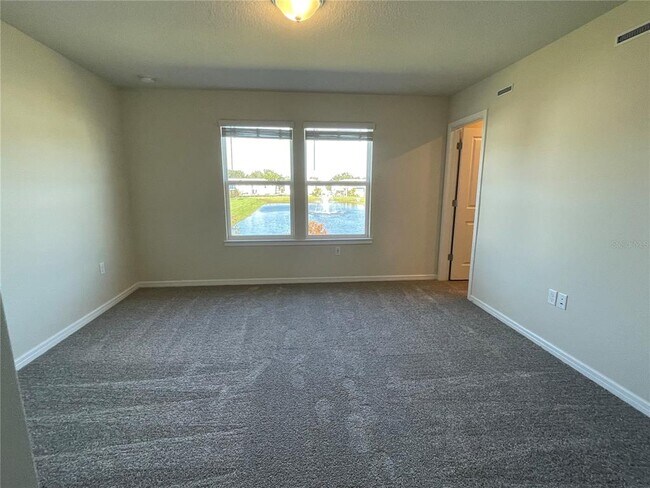 Building Photo - 1986 Canny Cv