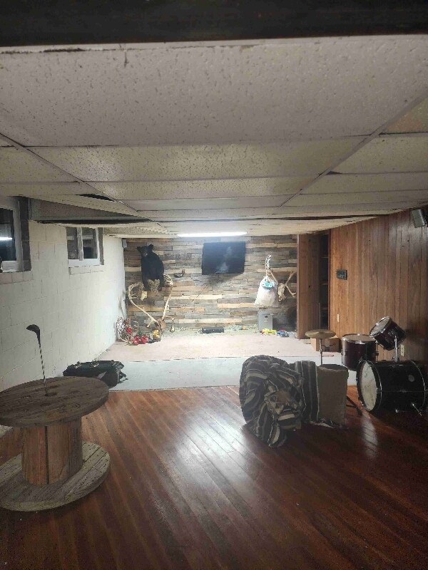 Building Photo - 344 W Meadow Valley Rd