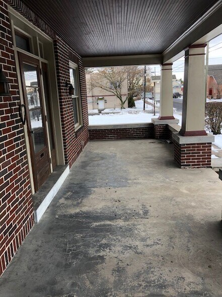 Building Photo - 4909 Kutztown Rd