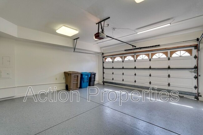Building Photo - 20233 Joseph Cir