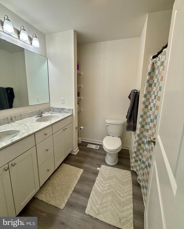 Building Photo - 4 Senator Ave