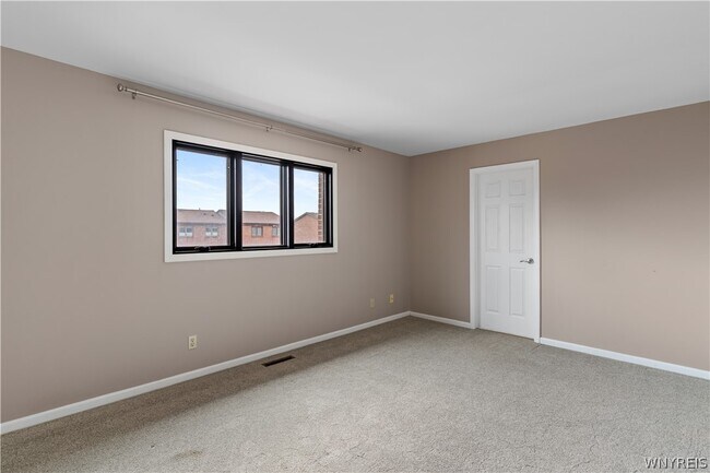 Building Photo - 353 Lakefront Blvd