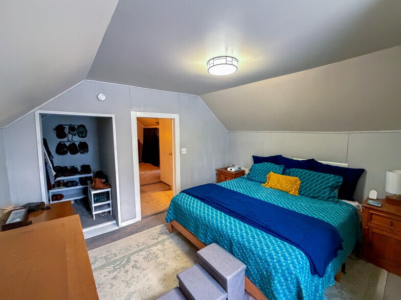 Bedroom #1 - 2477-2479 N Dousman St