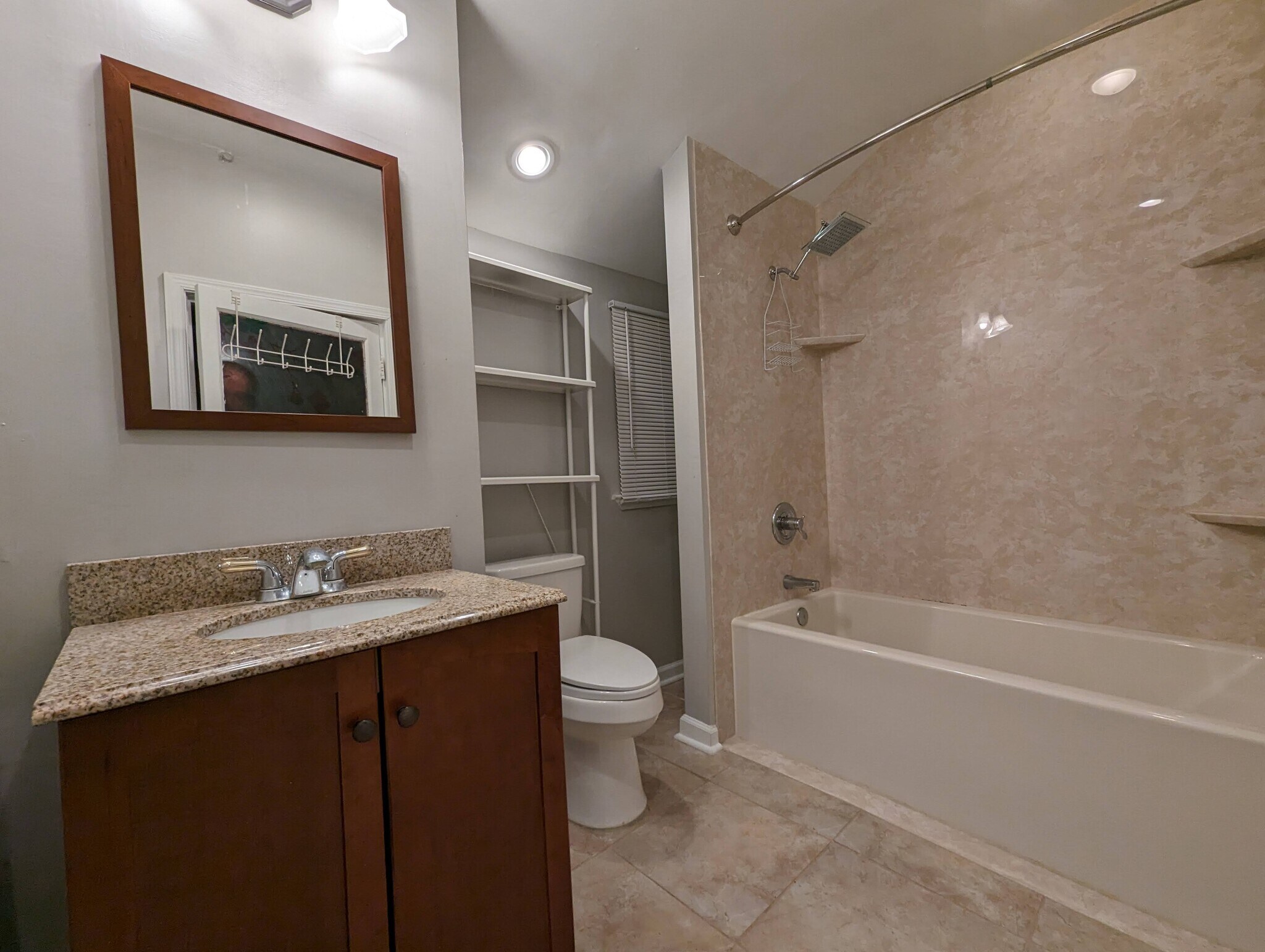 Building Photo - 333 Conshohocken State Rd