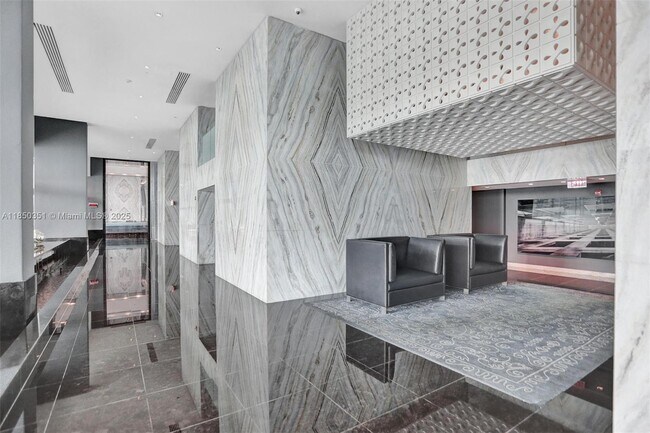 Building Photo - 335 S Biscayne Blvd