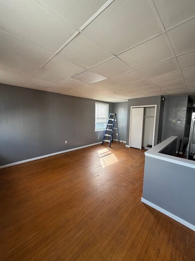 Building Photo - 1548 S 12th St