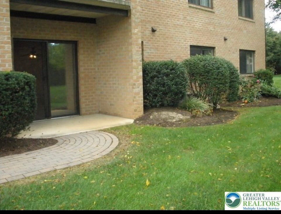 Building Photo - 978 Cold Spring Rd