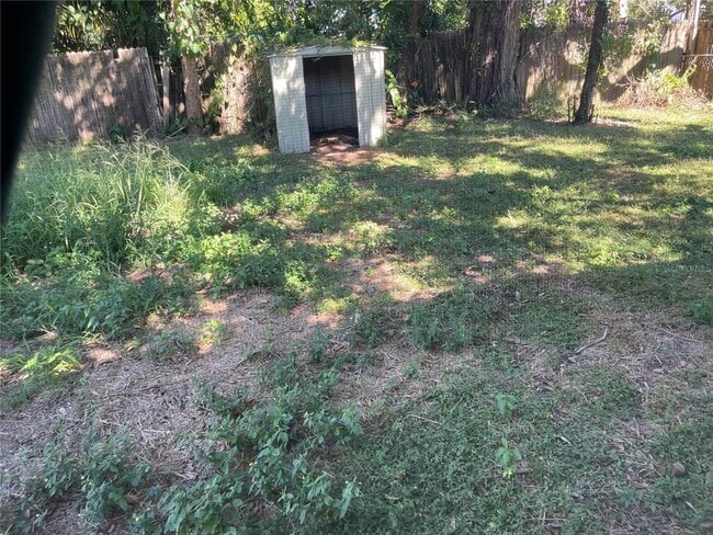 Building Photo - 3076 Grand View Ave