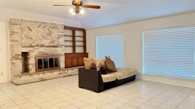 Building Photo - 21318 Bridgepoint Ln