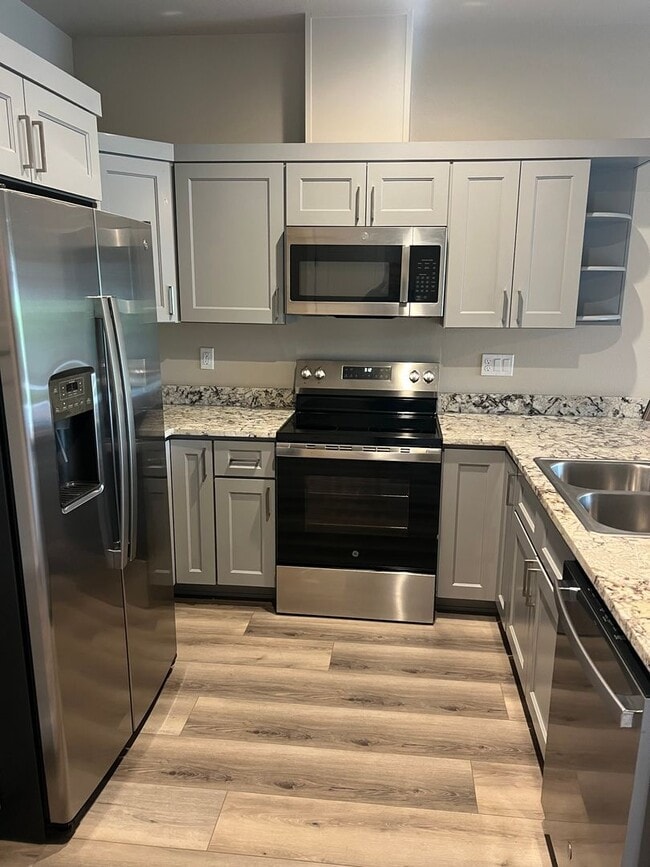 Building Photo - 2BED 2.5 BATH-NEWLY BUILT TOWNHOME IN A QUIET NEIGHBORHOOD