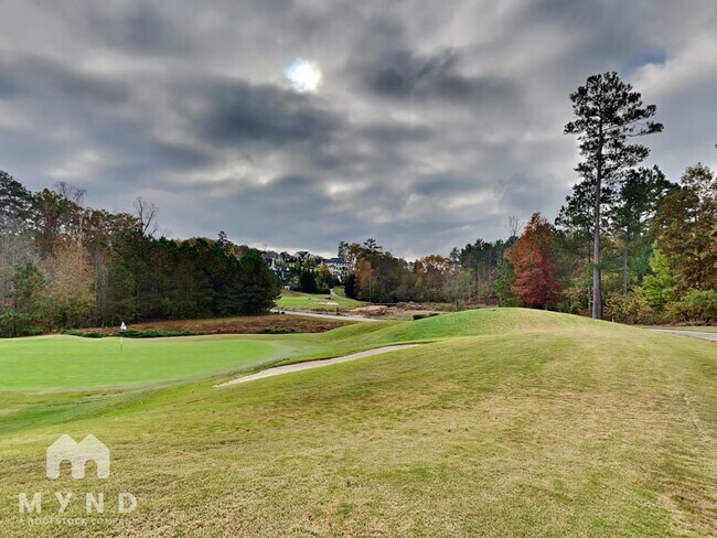 Building Photo - 2995 Manorview Ln