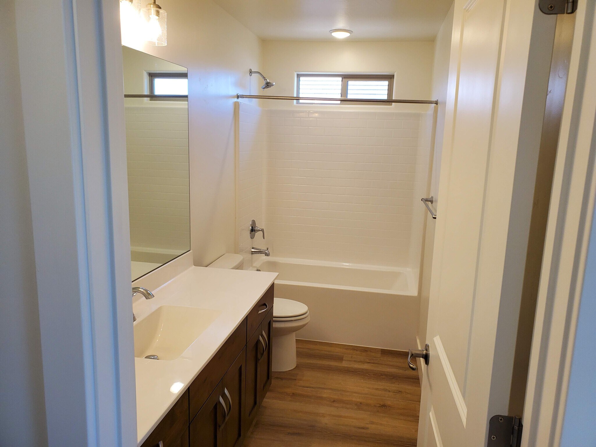 Upstairs Bathroom - 538 Stewart Crk Cv