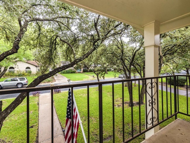 Building Photo - 9305 Springwood Dr