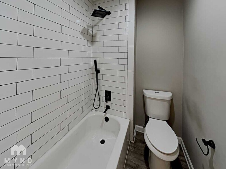 Building Photo - 5531 Downs Way