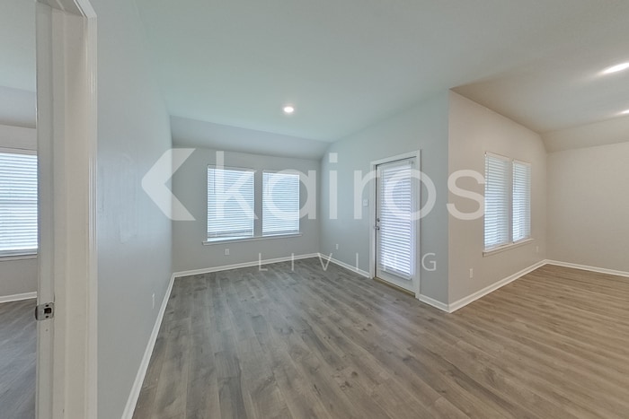 Building Photo - 104 Yardley Ct