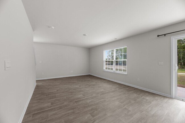 Building Photo - 4008 Madeline Farm Blvd