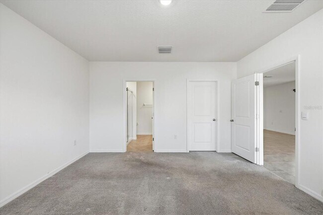 Building Photo - 2901 Maiden Grass Isle