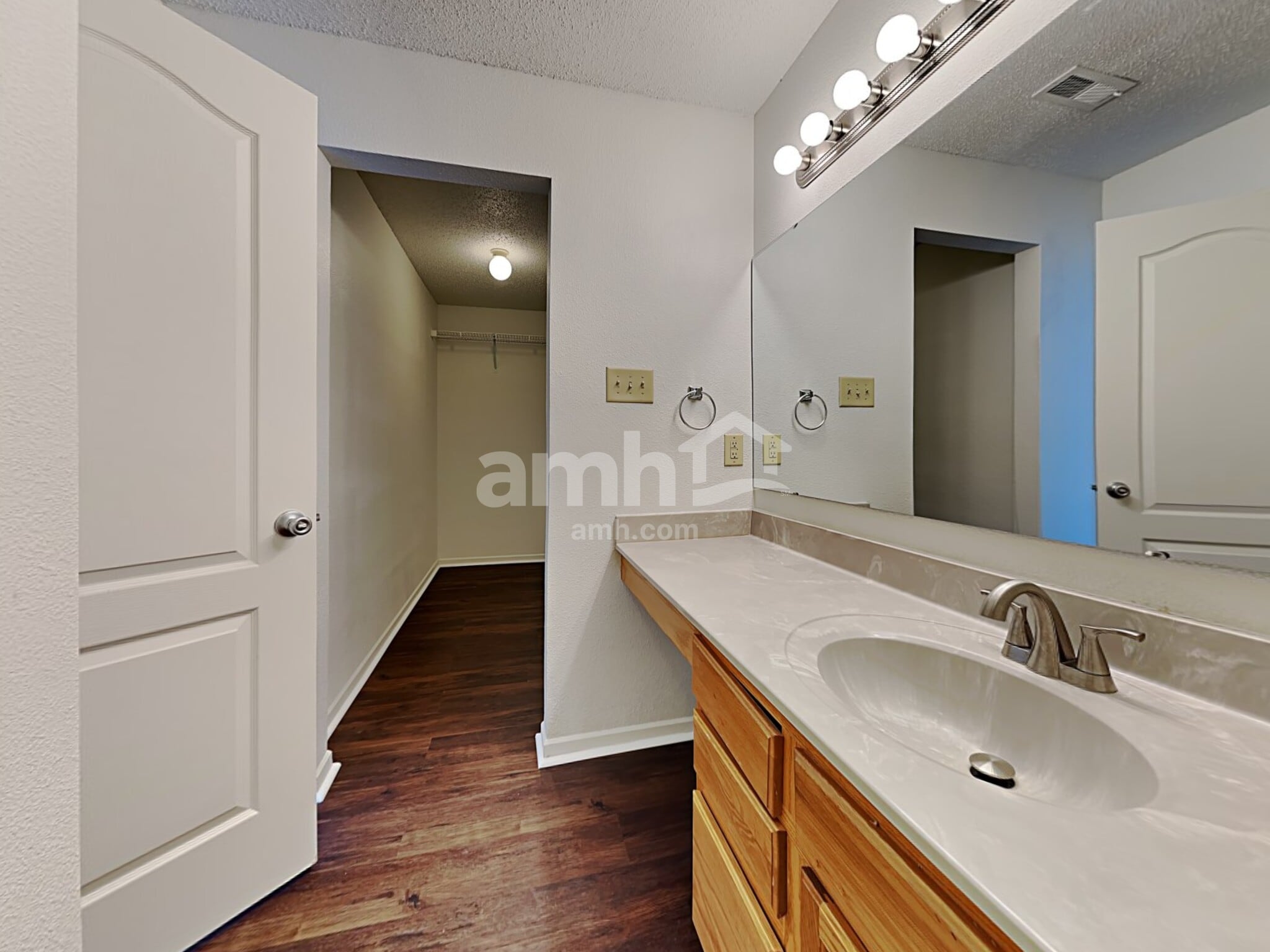 Building Photo - 14298 Banister Dr